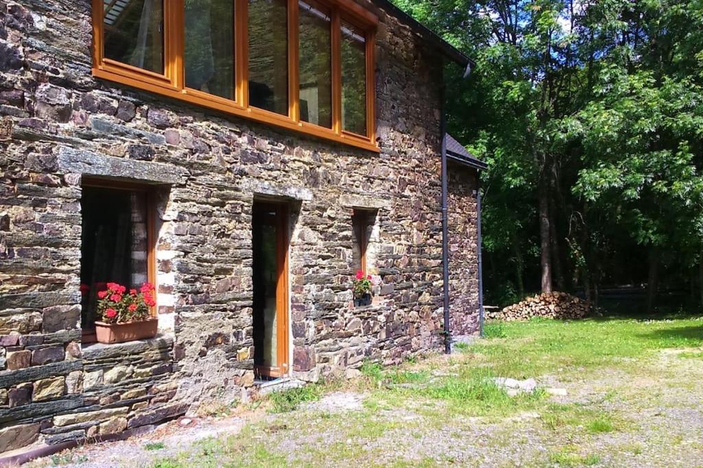 Conviviale - Longere Lumineuse - Charme & Nature Bains-sur-Oust Luaran gambar